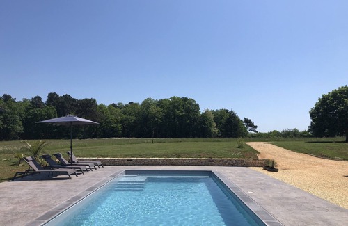 Blanquefort-sur-Briolance House | Cozy Gîte with Modern Amenities and Pet-Friendly Options