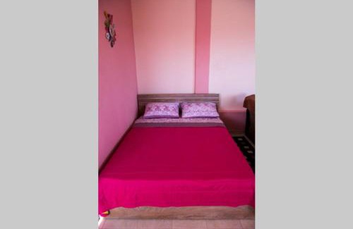 Zakharo Apartment | Elegant Efi's Home: Family-Friendly Retreat with Top Ratings