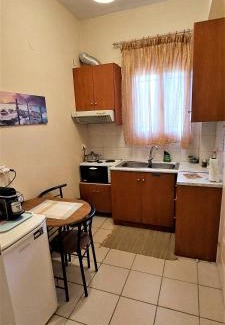 Lamia Apartment | Pet-Friendly Efi Studio 4 in Lamia - Rated 8.7/10