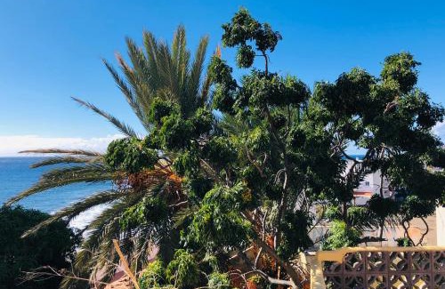 Vueltas Apartment | Family-Friendly Escape at Efigenia Playa/Mar 1 Hotel