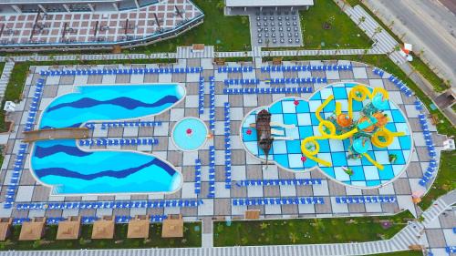 Turkler Hotel | Discover Eftalia Ocean: 5-Star Pool & Beach Getaway
