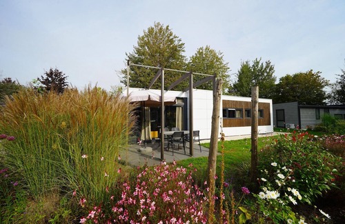 Municipality of Waalwijk Ski Chalet | Efteling Chalet with Dishwasher