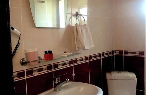 Sinop Hotel | Welcoming Efua Hotel: Family-Friendly with Breakfast & Dining