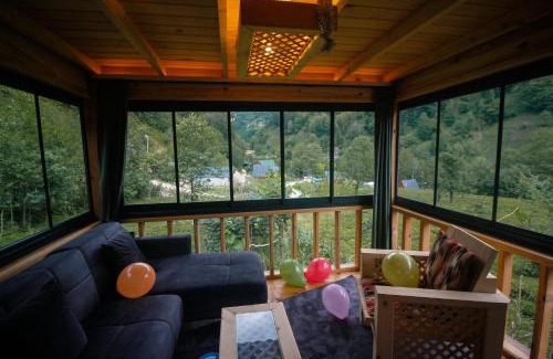Ayder Apartment | Delightful Efulim Apart: 4-Star Stay with Breakfast Included
