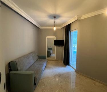 Icmeler Apartment | Pet-Friendly EGE APART HOTEL with Pool & Breakfast
