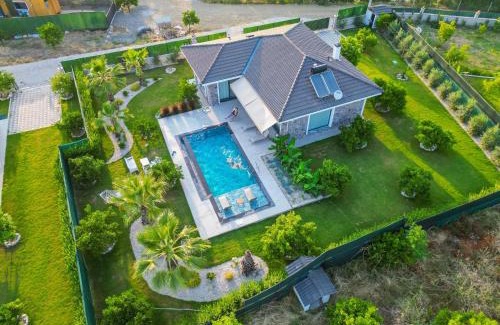 Koycegiz Villa | Family-Friendly EGE Villaları 2 with Pool Access