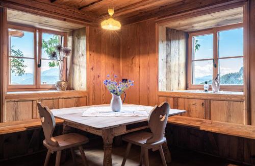 San Genesio Atesino Apartment | Discover Egger an der Lahn - Pet & Child Friendly Retreat