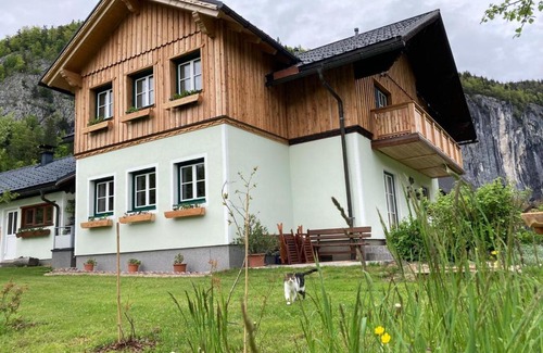 Goessl Apartment | Family-Friendly Retreat at Egglmeier's Ferienwohnung