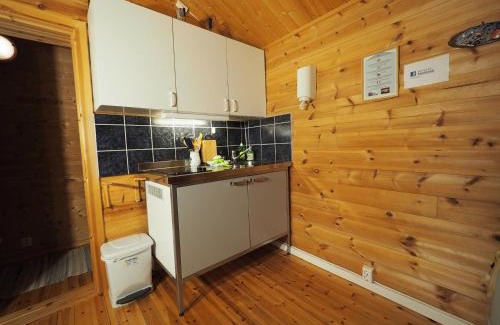 Vestvagøy House | Discover Eggum Fishermans Cabin: Child-Friendly Retreat