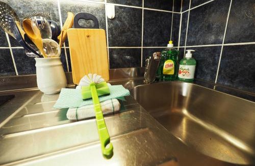 Vestvagøy House | Discover Eggum Fishermans Cabin: Child-Friendly Retreat