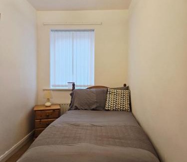 Egremont Apartment | Egremont Modern 2-Bedroom Serviced flat