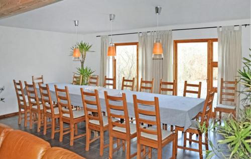 Muritz House | Charming Ehemaliges Farmhaus Lehsten - Family-Friendly Retreat