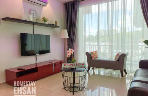 Sepang Apartment | Relax at Ehsan Residence: Poolview & Free WIFI Delight