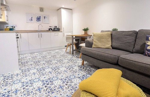 Cullen Cottage | Discover Eider Cottage: Pet-Friendly Oasis in Cullen
