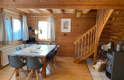 Meiserich House | Family 9: Pet-Friendly Stay with Breakfast & High Guest Rating