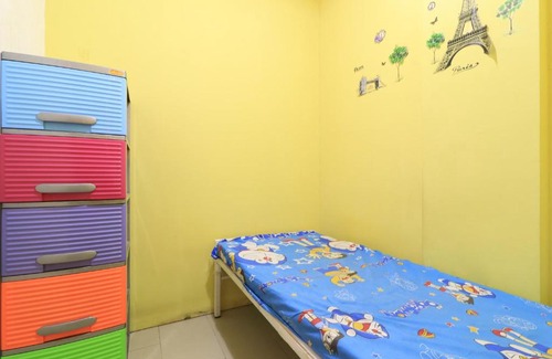 Gambir House | Elegant Eiffel Residence Batu Tulis 35A1 for Women