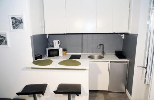 Quartier de Javel Apartment | Cosy Stay at Eiffel Tour Oliver - Family-Friendly Retreat