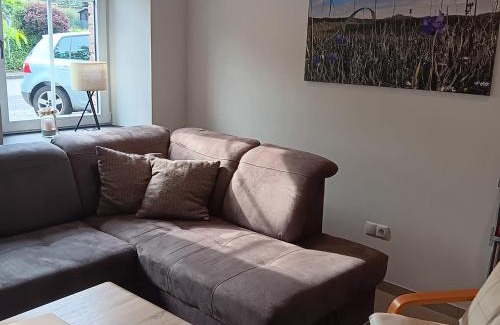 Duempelfeld House | Family-Friendly Eifler Brunnenhaus: Ideal for All Ages