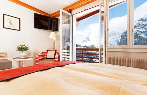 Murren Hotel | Elegant Eiger Mürren Hotel: Guest Rated 9.8, Spa & Pool