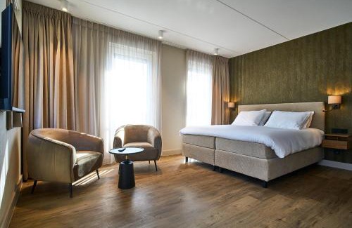 De Cocksdorp Hotel | Pet-Friendly Getaway at Het Eilandhotel - Rated 8/10