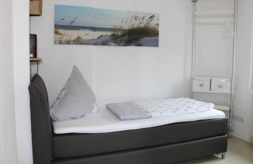 Gottmadingen Apartment | Cozy Rooms Near the Swiss Border with Great Guest Ratings