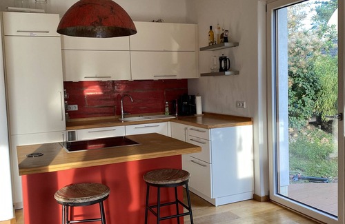 Luebars House | Relaxing Retreat with Ocean Views and Spa Amenities