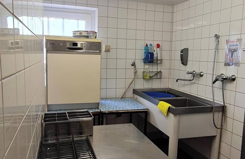 Altenau House | Ideal Group Getaway with Kitchen, Pet and Child Friendly