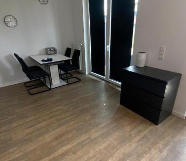 Lueneburg Apartment | Ein Zimmer mit Blick
