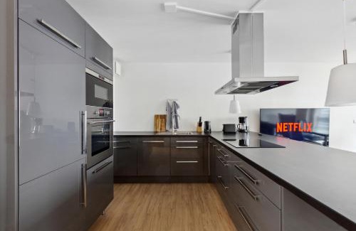 Suedwest Apartment | Impressive Two-Bedroom Apartment with Balcony & Large Kitchen