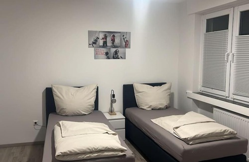 Lubbecke Apartment | Modern Apartment with Balcony and High Guest Rating