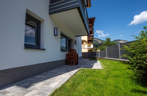 Tannheim Apartment | Relax at Einstein - Family-Friendly Apartments with Kitchen