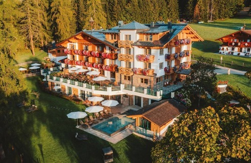Ramsau am Dachstein House | Einzelzimmer Dusche & WC, Balkon, Frühstück - Hotel Lindenhof