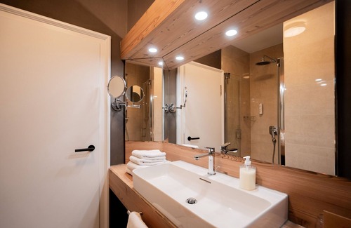 Ehingen Apartment | Comfortable Einzelzimmer Standard with Spa & Pet-Friendly Options