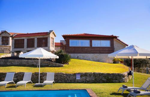 Arcos de Valdevez Villa | Experience Eira - Casas de Selim: Oceanfront Retreat with Pool