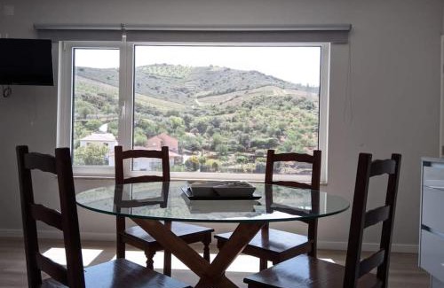 Vila Nova de Foz Coa Apartment | Experience EiraDouro Casa Amendoeira: Pet-Friendly Retreat