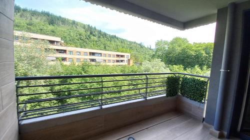 Zumaia Apartment | Family-Friendly Comfort at Ekain's Home - Sirimiri Apartments