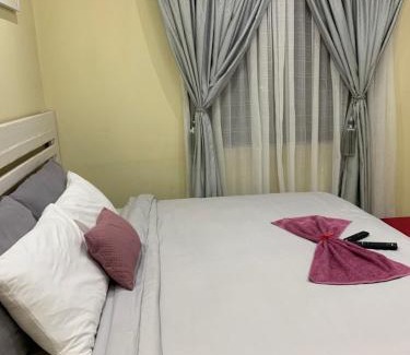 Vanderbijlpark Bed & Breakfast | Welcoming Ekaya Palace Guest House with Wheelchair Access