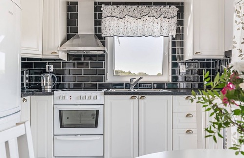 Ronneby House | Oceanfront Ekenäs: Guest Rated 8.8 with Spa & Kitchen