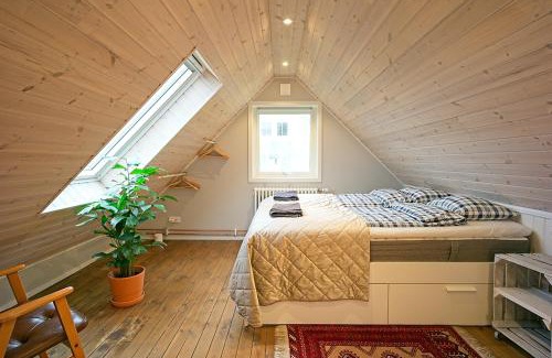 Centrum Apartment | Experience Eklinds Rum och Trädgård: Rated 9/10 by Guests