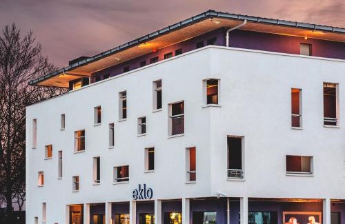 Serris Hotel | Pet-Friendly Stay at Eklo Marne La Vallée - Family Friendly