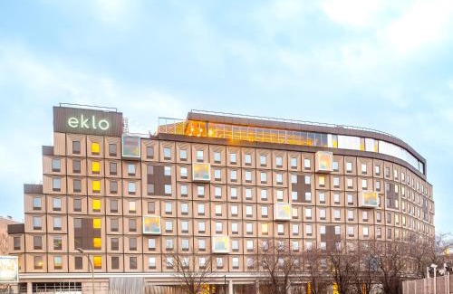 Vanves Hotel | Discover Eklo Paris Expo: Pet-Friendly with Great Amenities
