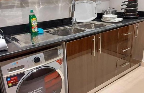 Eko Atlantic Apartment | Relax at Eko Atlantic Apartments with Pool & Breakfast