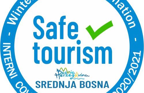 Babanovac Resort | Enjoy Eko-FIS Vlašić: Family-Friendly with Pool & Hot Tub