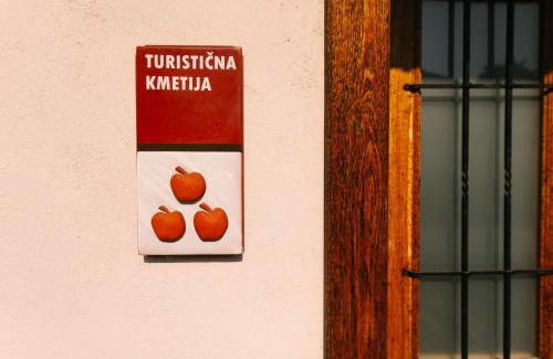 Kostel House | Top-Rated Lukčeva domačija with Family-Friendly Amenities