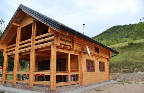 Republika Srpska House | Pet-Friendly Eko kuca Jandro with Hot Tub & 9.9/10 Rating