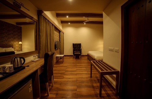 Belparao Hotel | Family-Friendly Eko Resort Vanya with Pool in Corbett