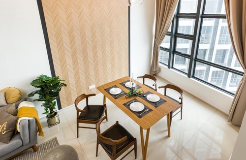 Taman Mutiara Apartment | Budget-Friendly EkoCheras Cozy Suite with Pool & Hot Tub
