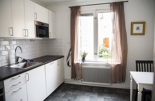 Eksjo Hotel | Comfortable Stay at Eksjö Stadshotell Annex with Breakfast