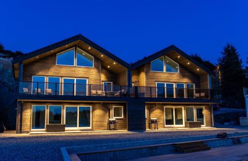 Selbjorn House | Exclusive Havblikk Rorbu with Boat Rentals & Family Amenities