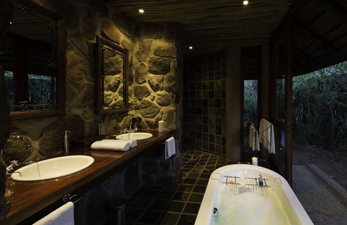 Vaalwater Cabin | Discover Ekuthuleni Lodge: 4-Star Retreat with Spa & Pool